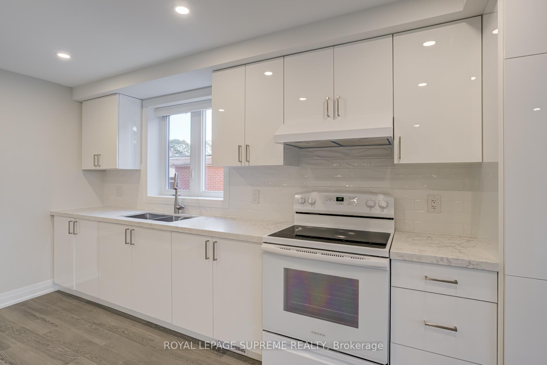 83 Clairton Crescent