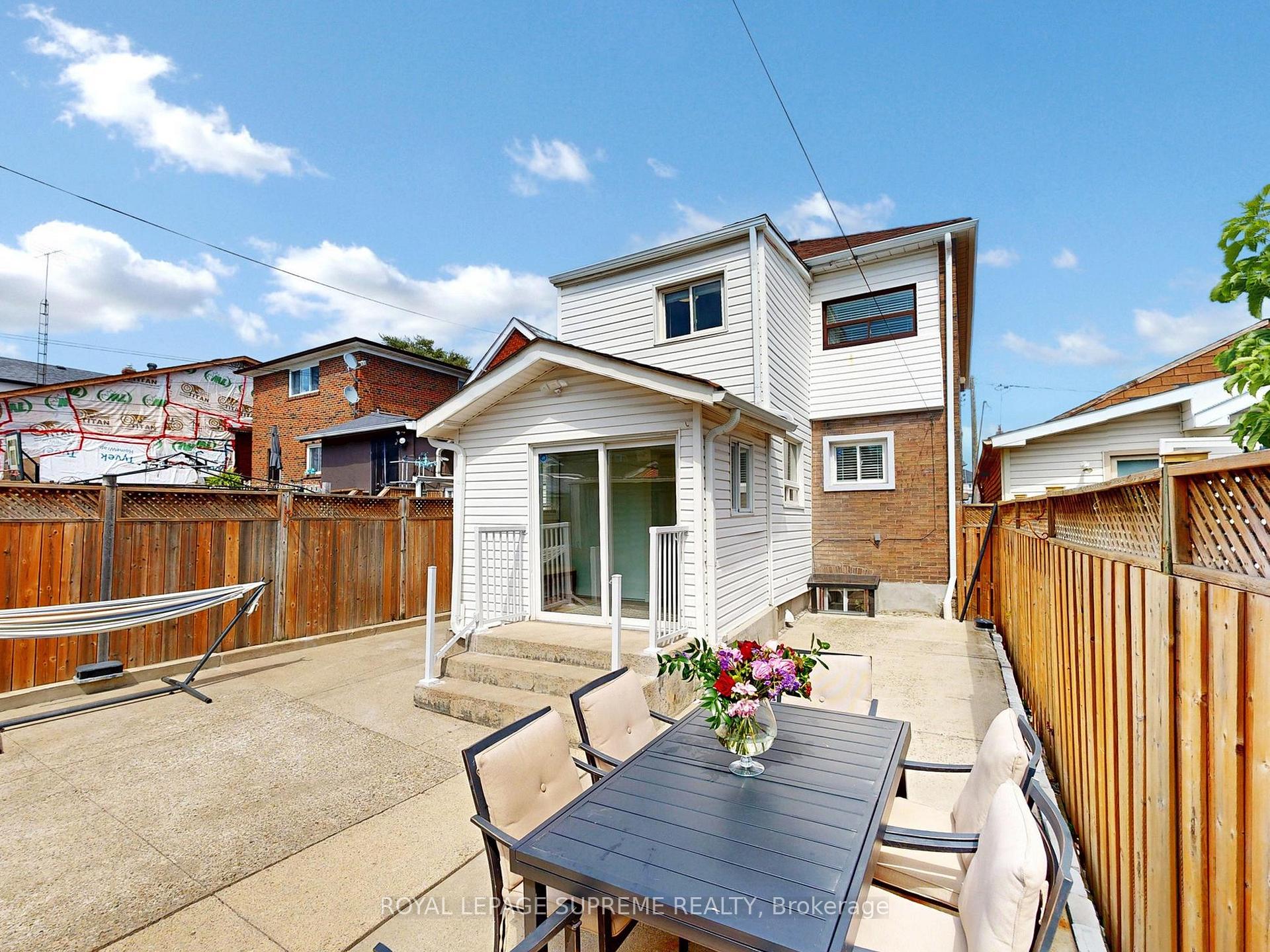 310 Nairn Avenue, Toronto W03