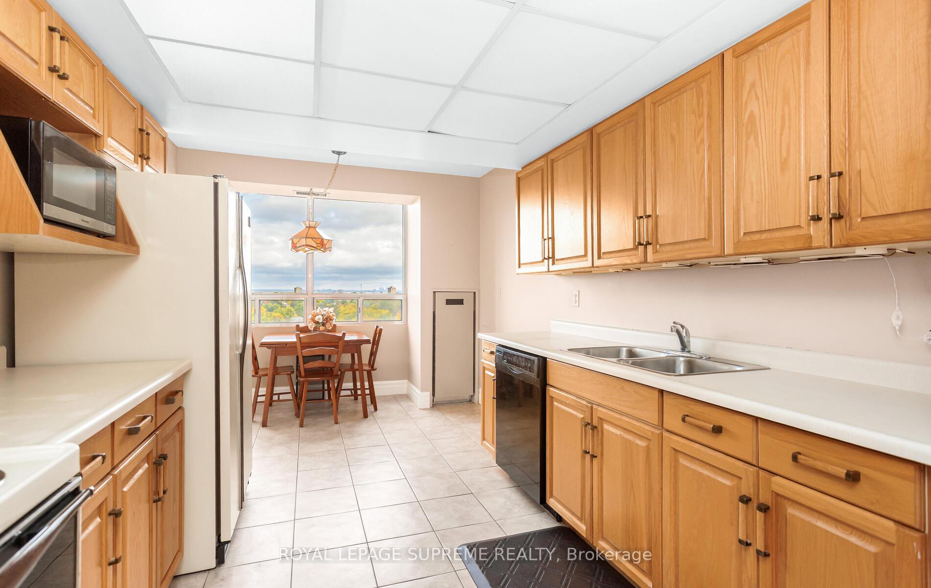 310 Mill Street 1110, Brampton Unit: 1110