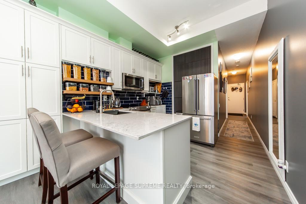 1600 Keele Street 1103, Toronto W03 Unit: 1103