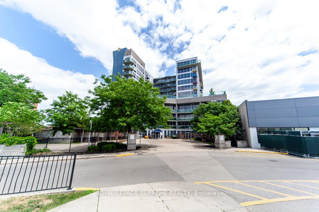 1600 Keele Street 1103, Toronto W03 Unit: 1103
