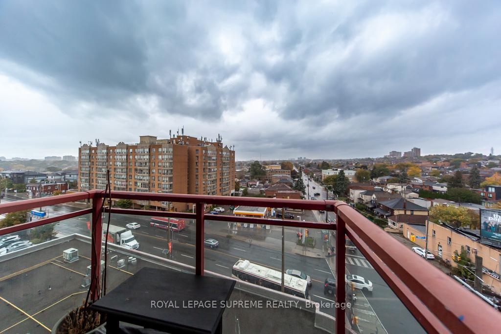 1600 Keele Street 706, Toronto W03 Unit: 706