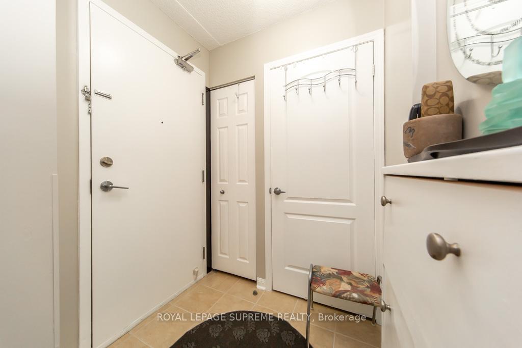 1600 Keele Street 706, Toronto W03 Unit: 706