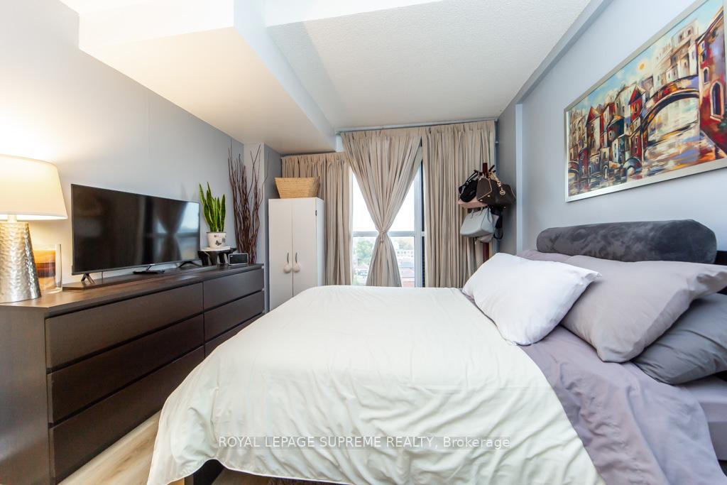 1600 Keele Street 706, Toronto W03 Unit: 706