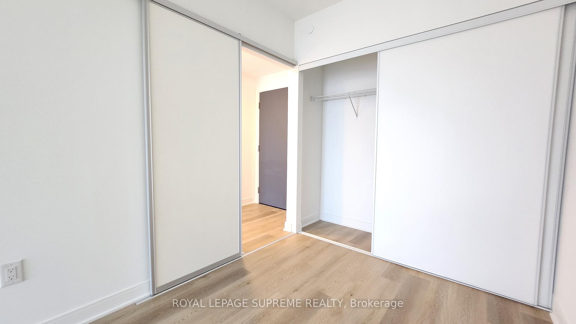 86 Dundas Street E 424