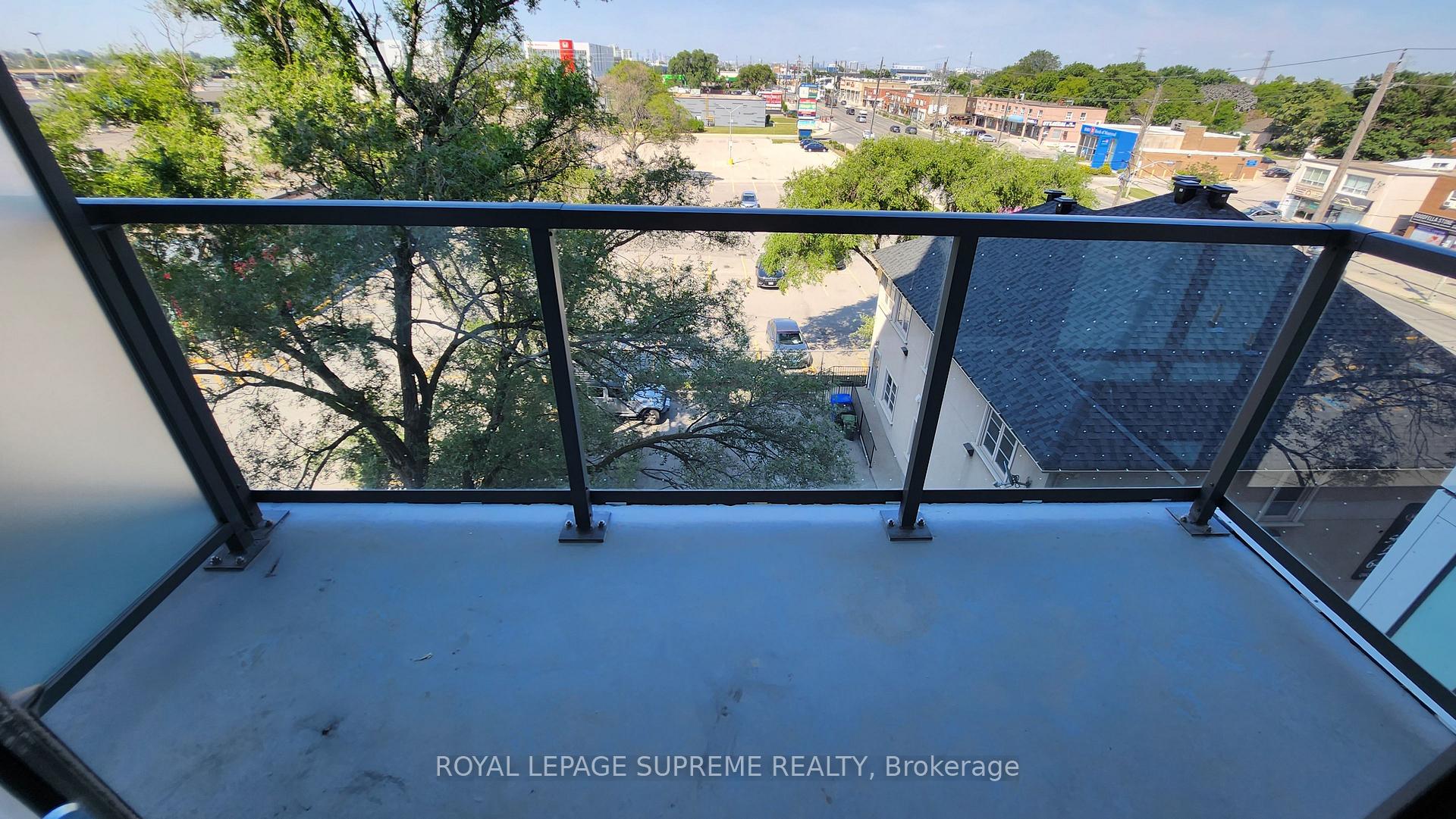 1195 The Queensway Avenue 419