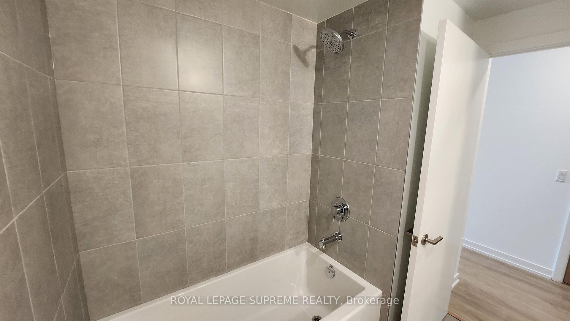 1195 The Queensway Avenue 419