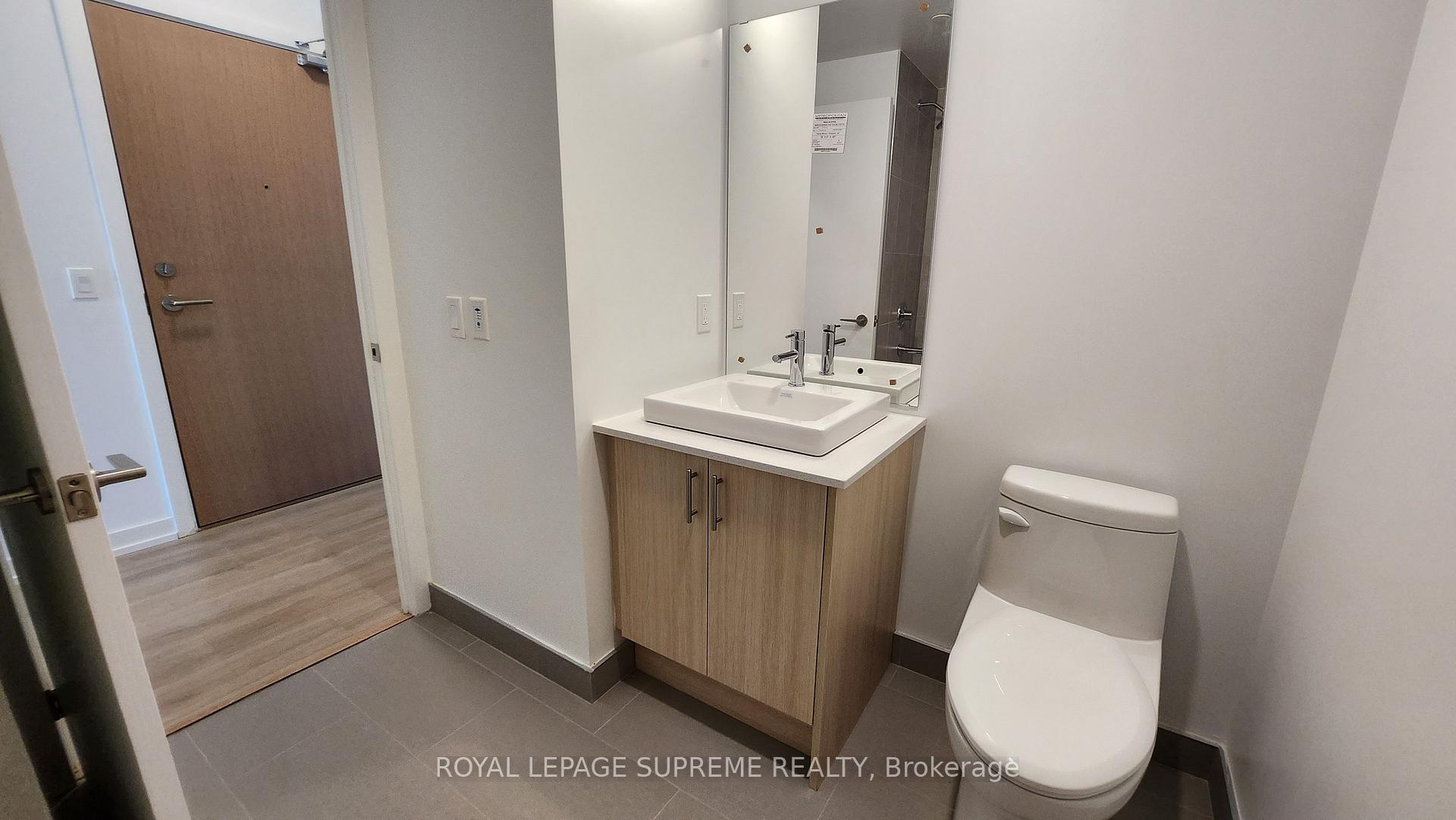 1195 The Queensway Avenue 419