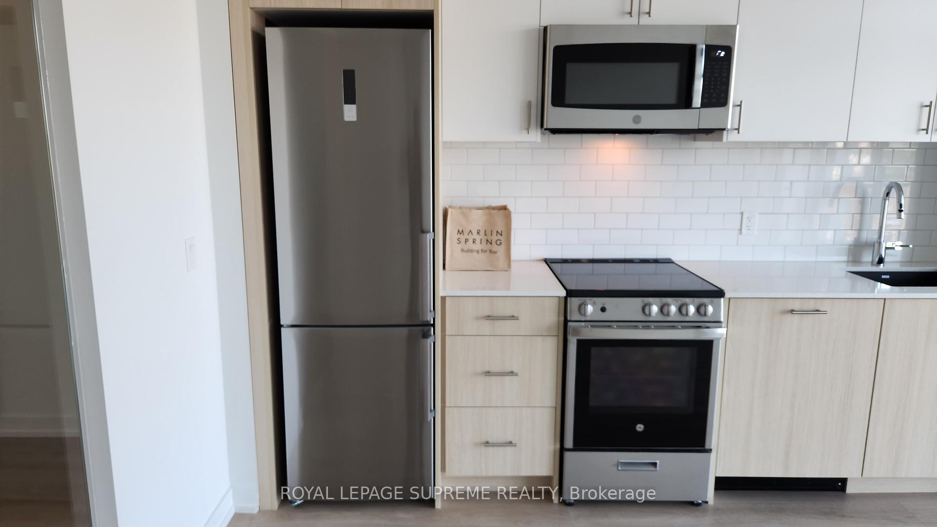 1195 The Queensway Avenue 419