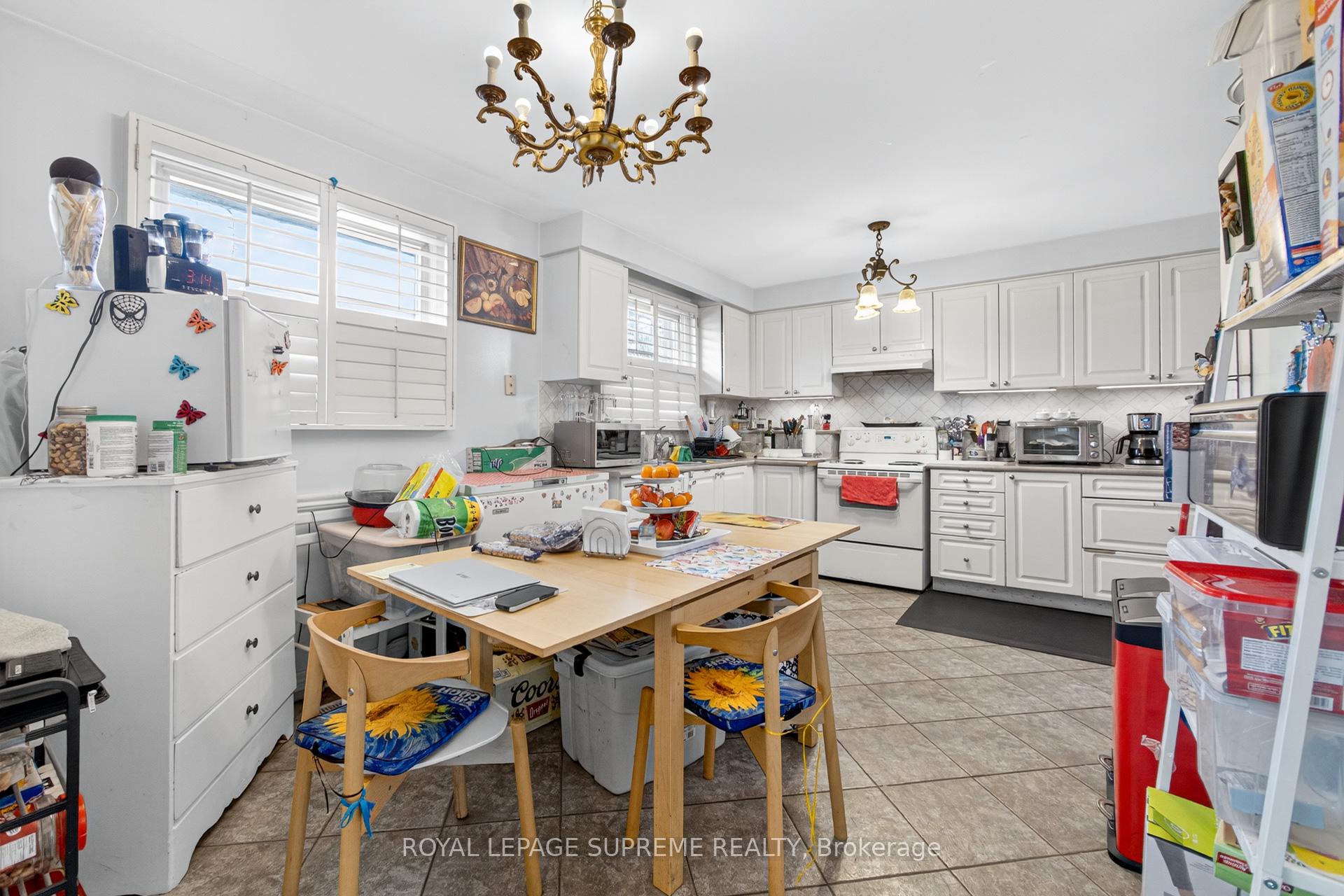 50 Wheelwright Crescent