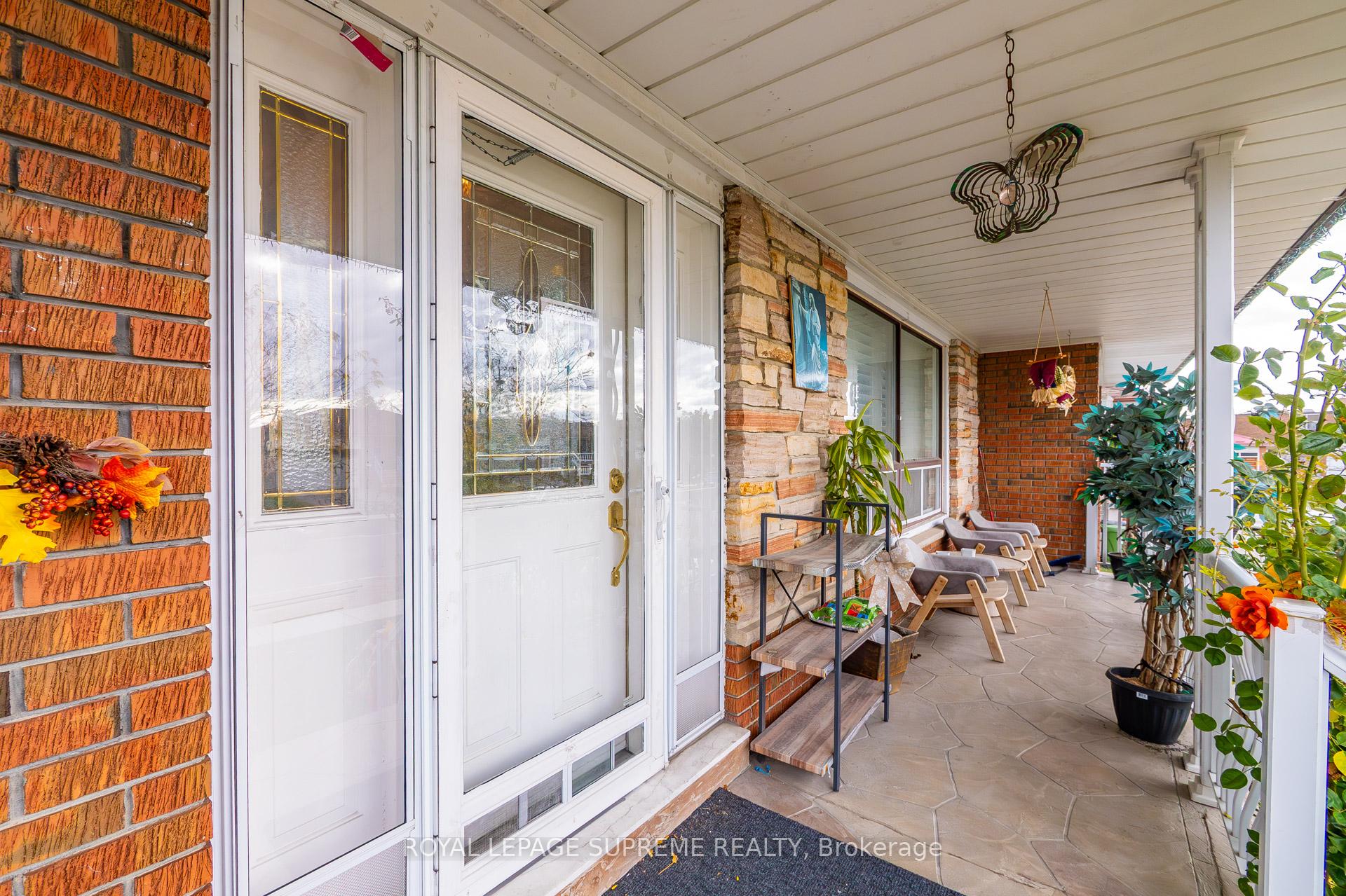 50 Wheelwright Crescent