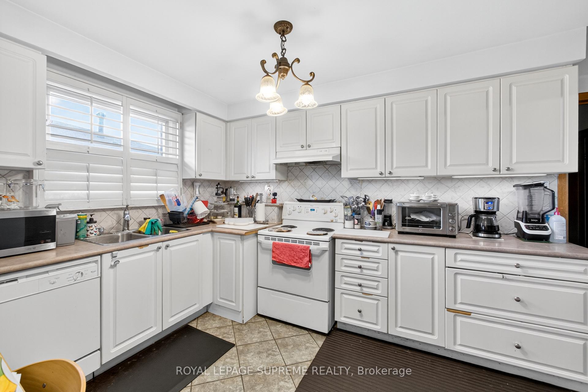 50 Wheelwright Crescent