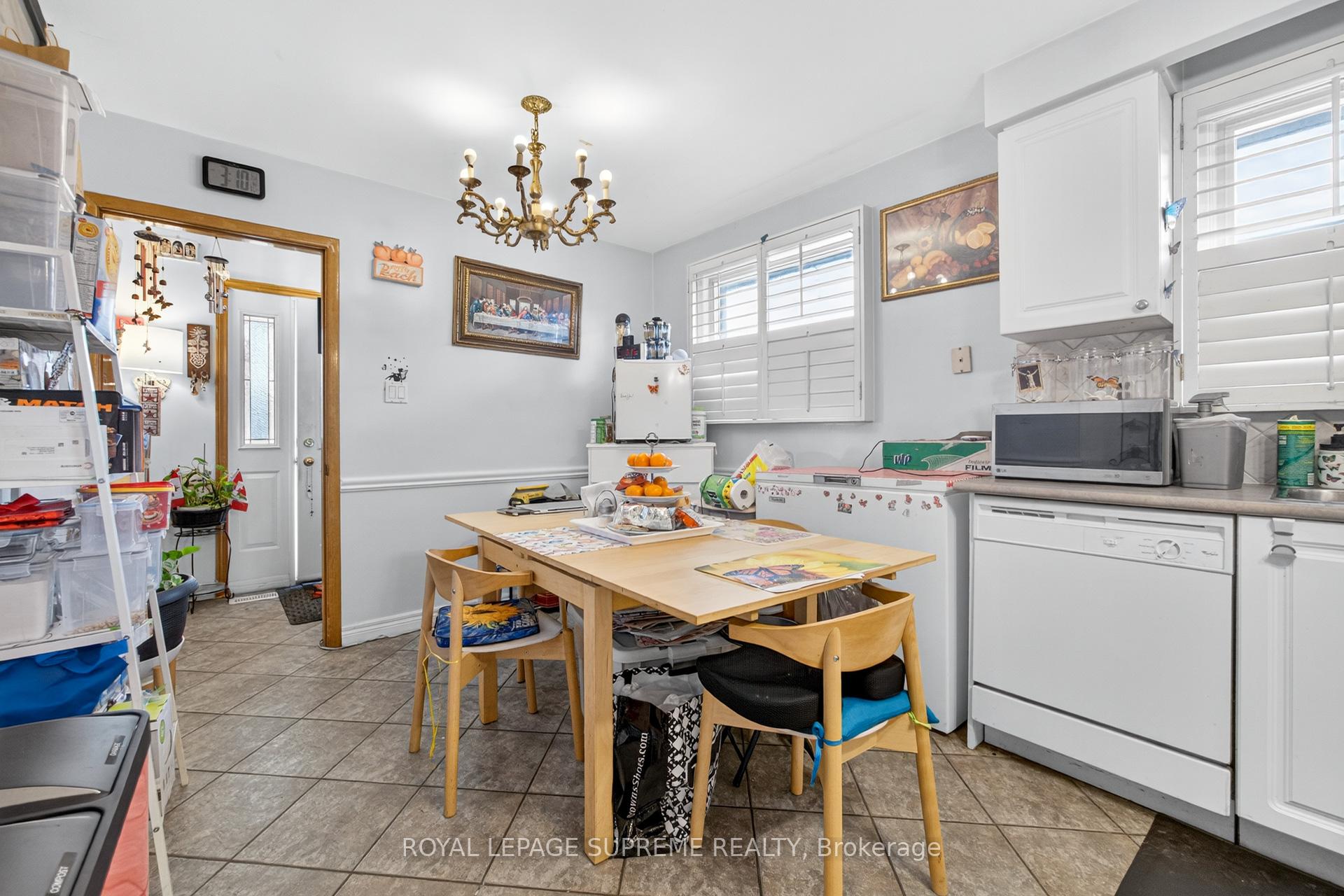 50 Wheelwright Crescent