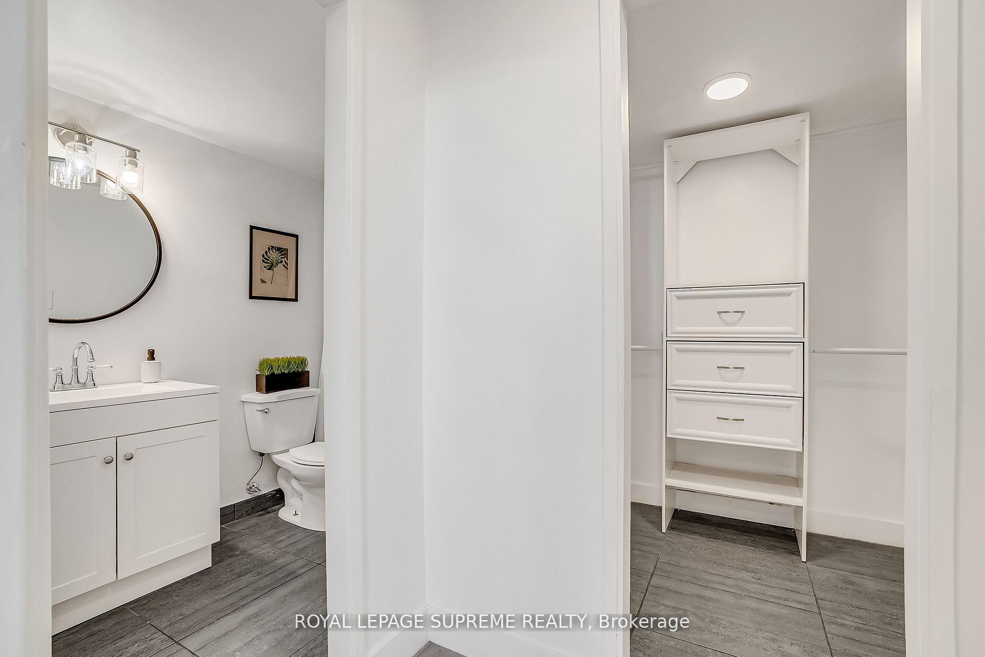 85 Emmett Avenue 1202