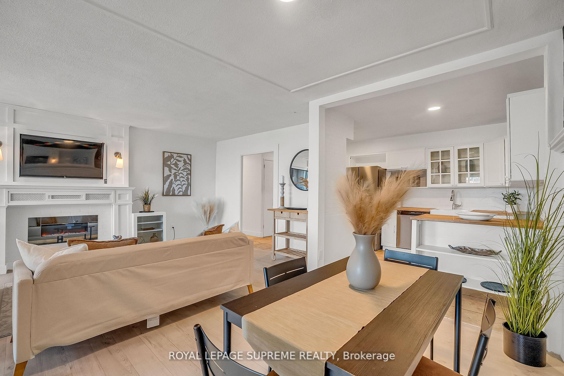 85 Emmett Avenue 1202