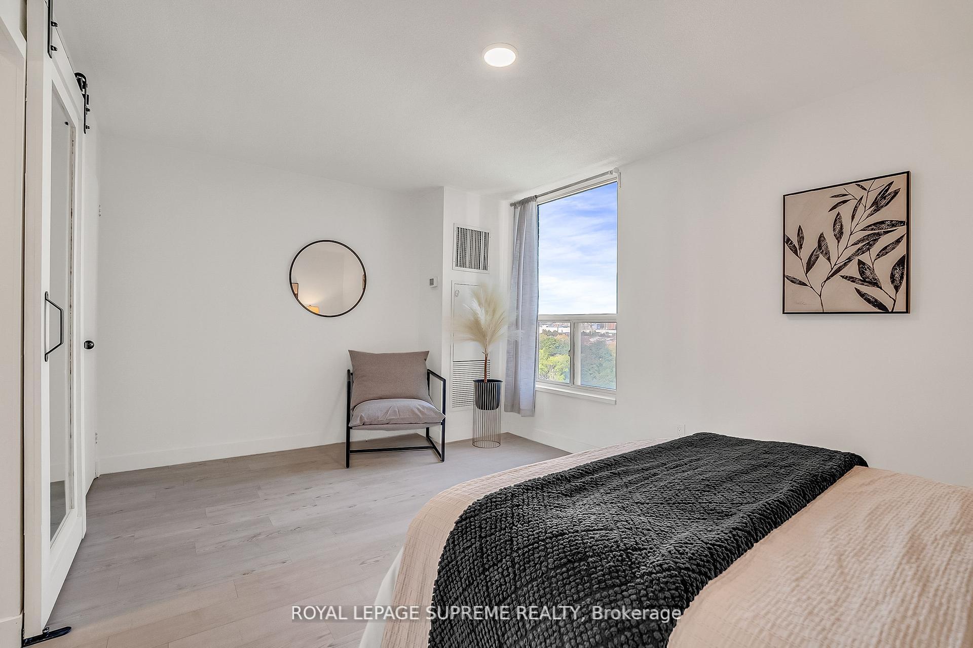 85 Emmett Avenue 1202