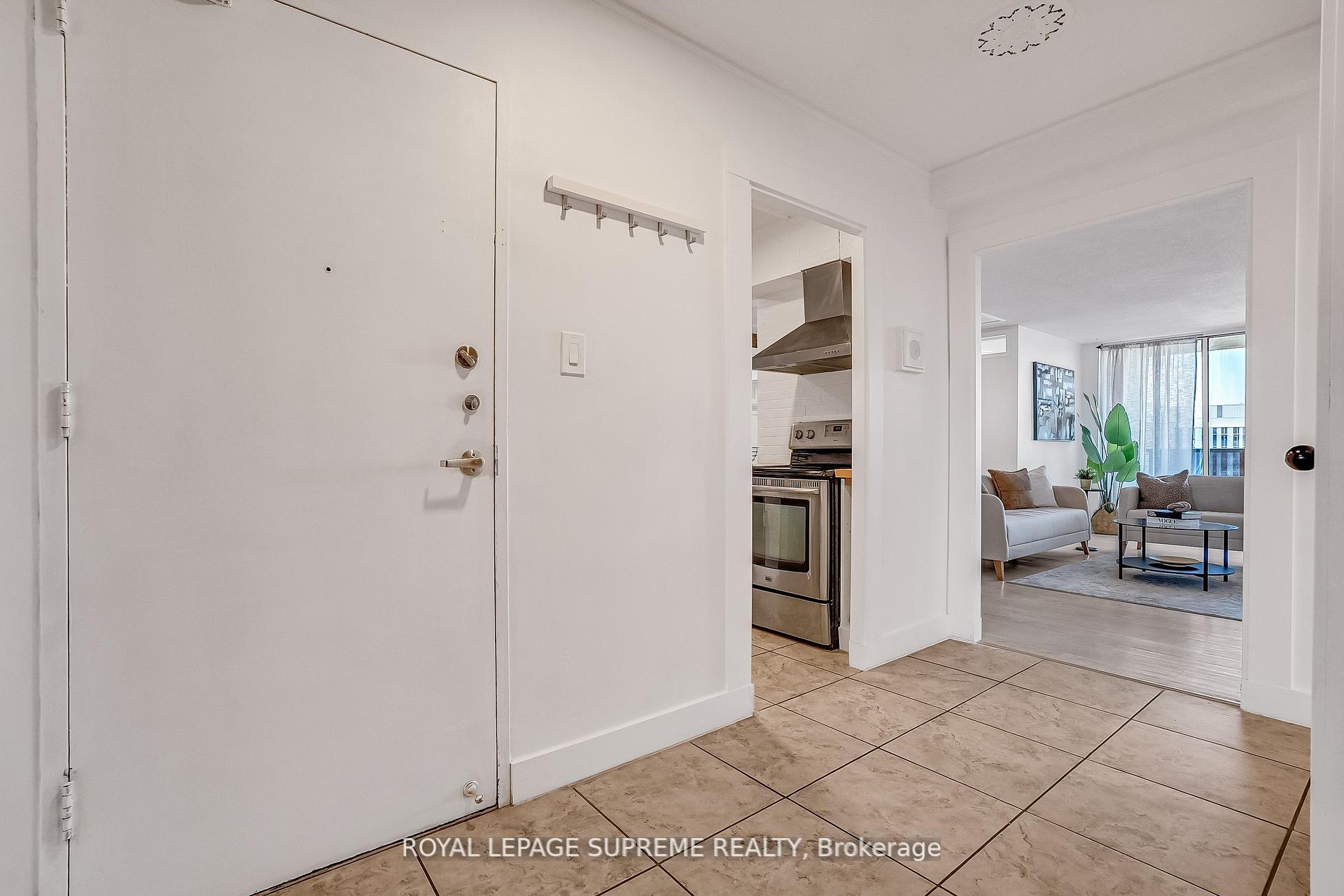 85 Emmett Avenue 1202