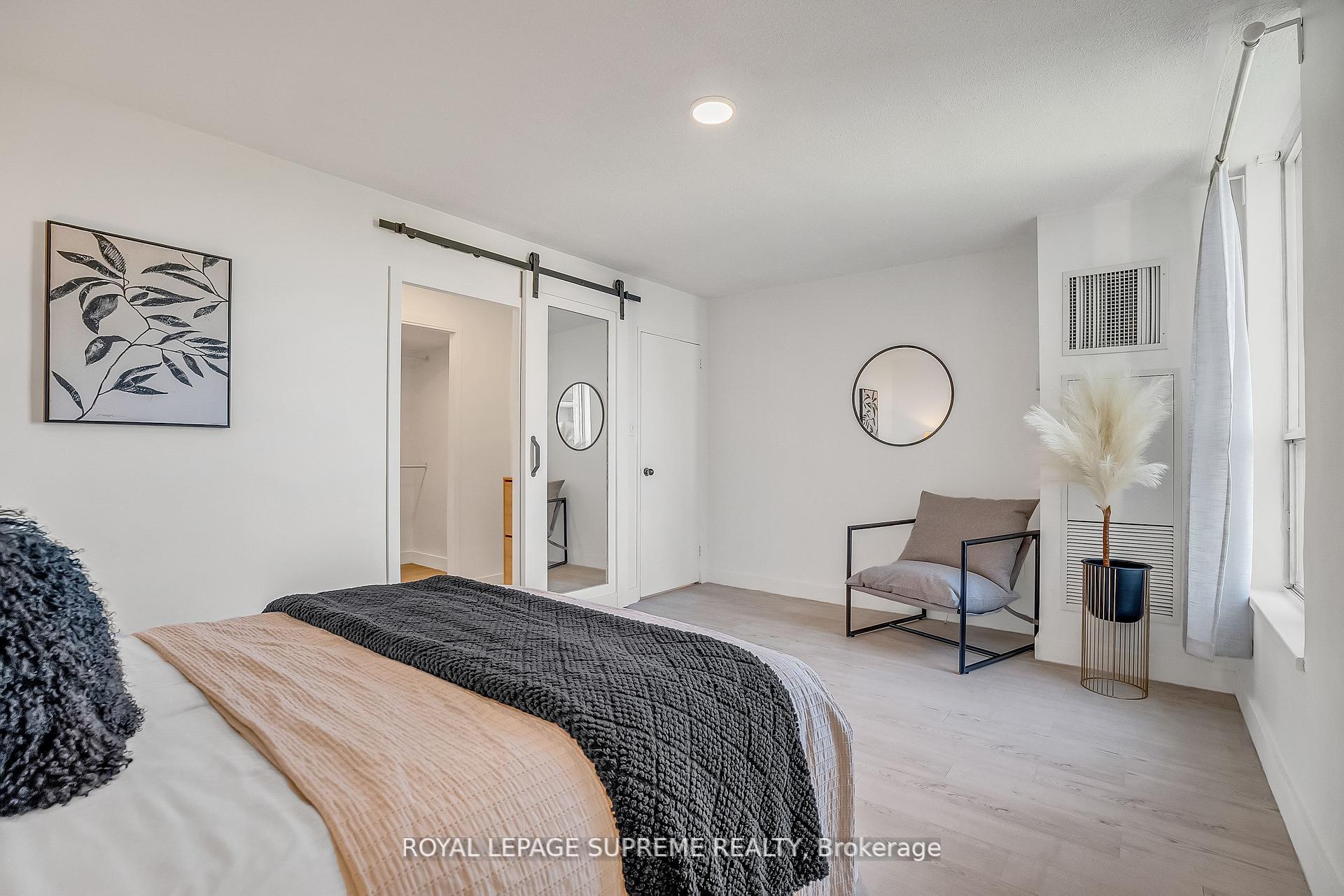 85 Emmett Avenue 1202