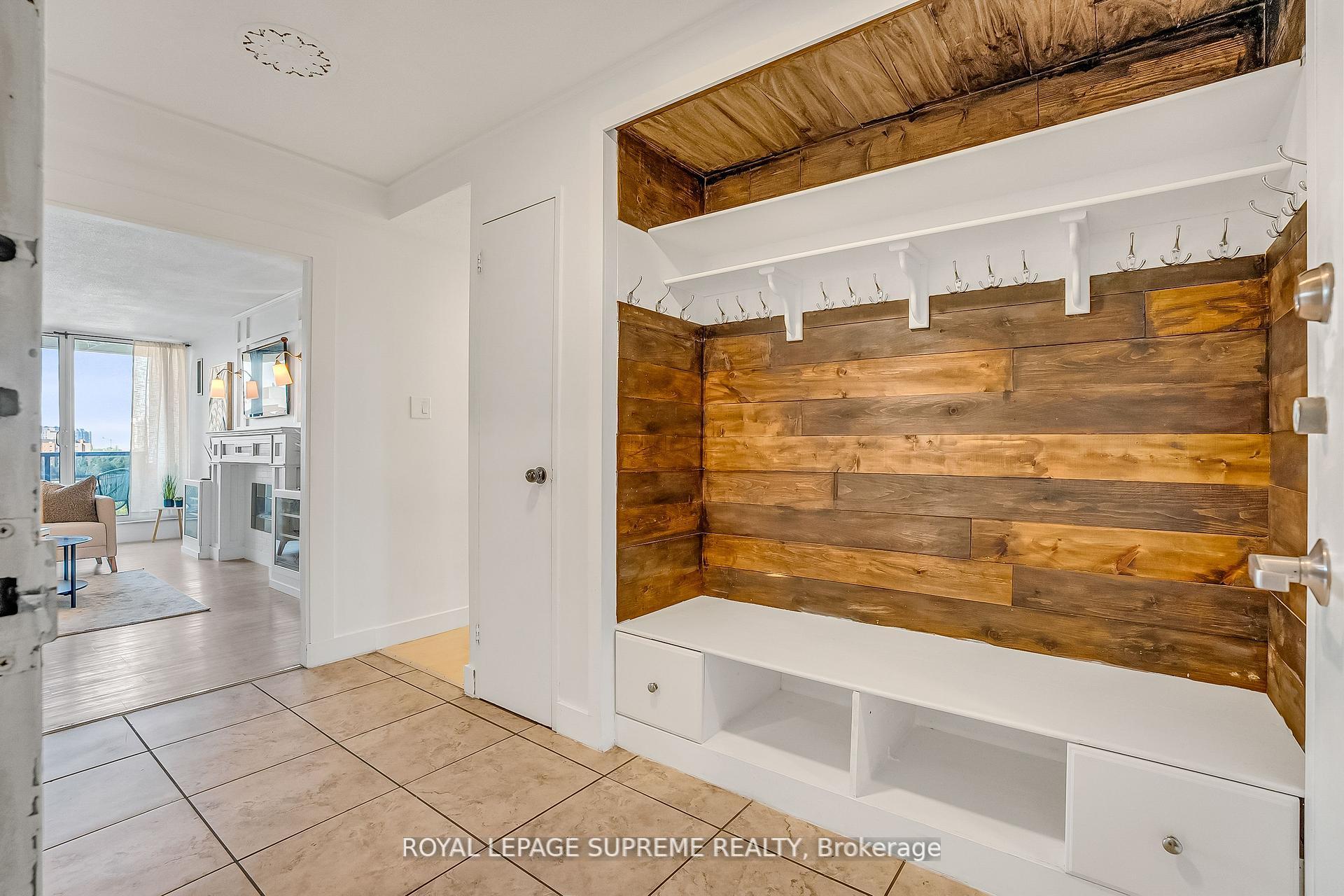 85 Emmett Avenue 1202