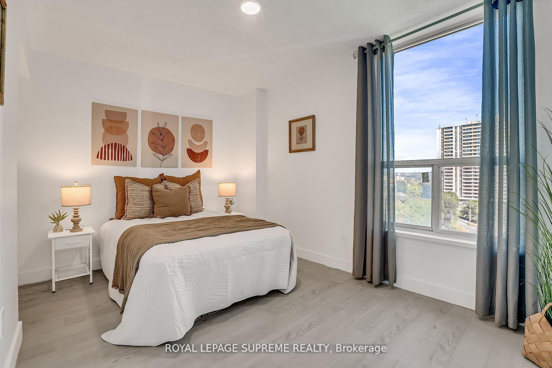 85 Emmett Avenue 1202