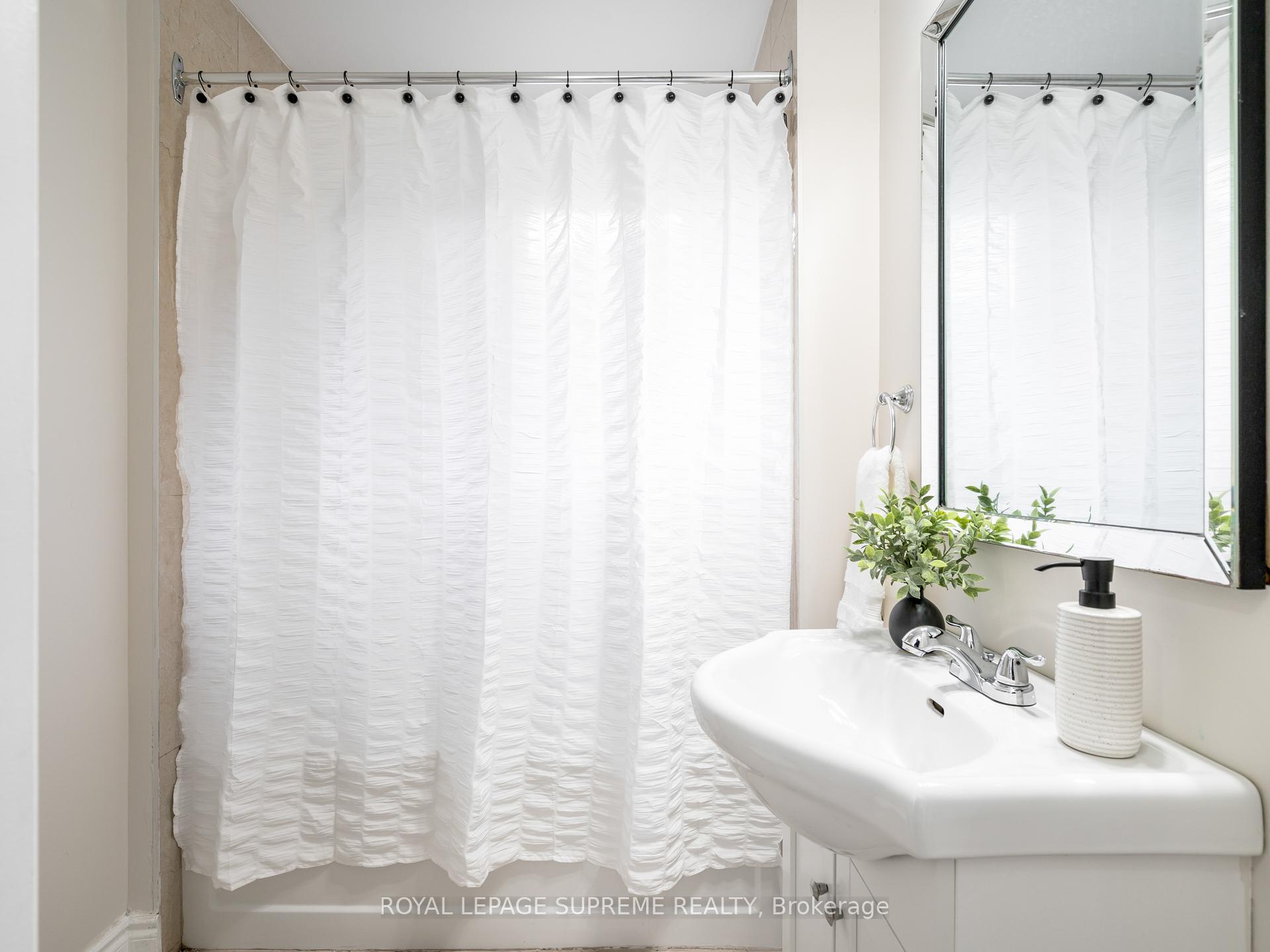 40 Cartwright Avenue