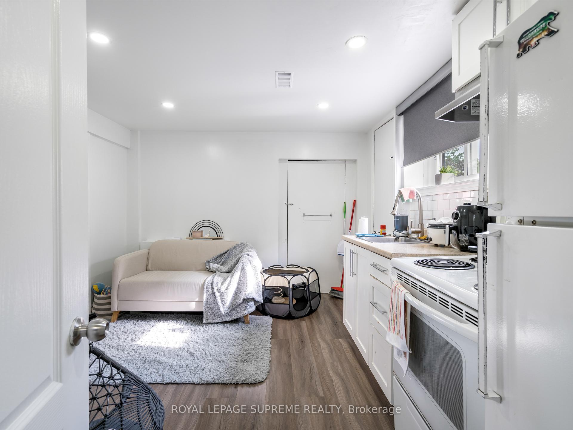 40 Cartwright Avenue