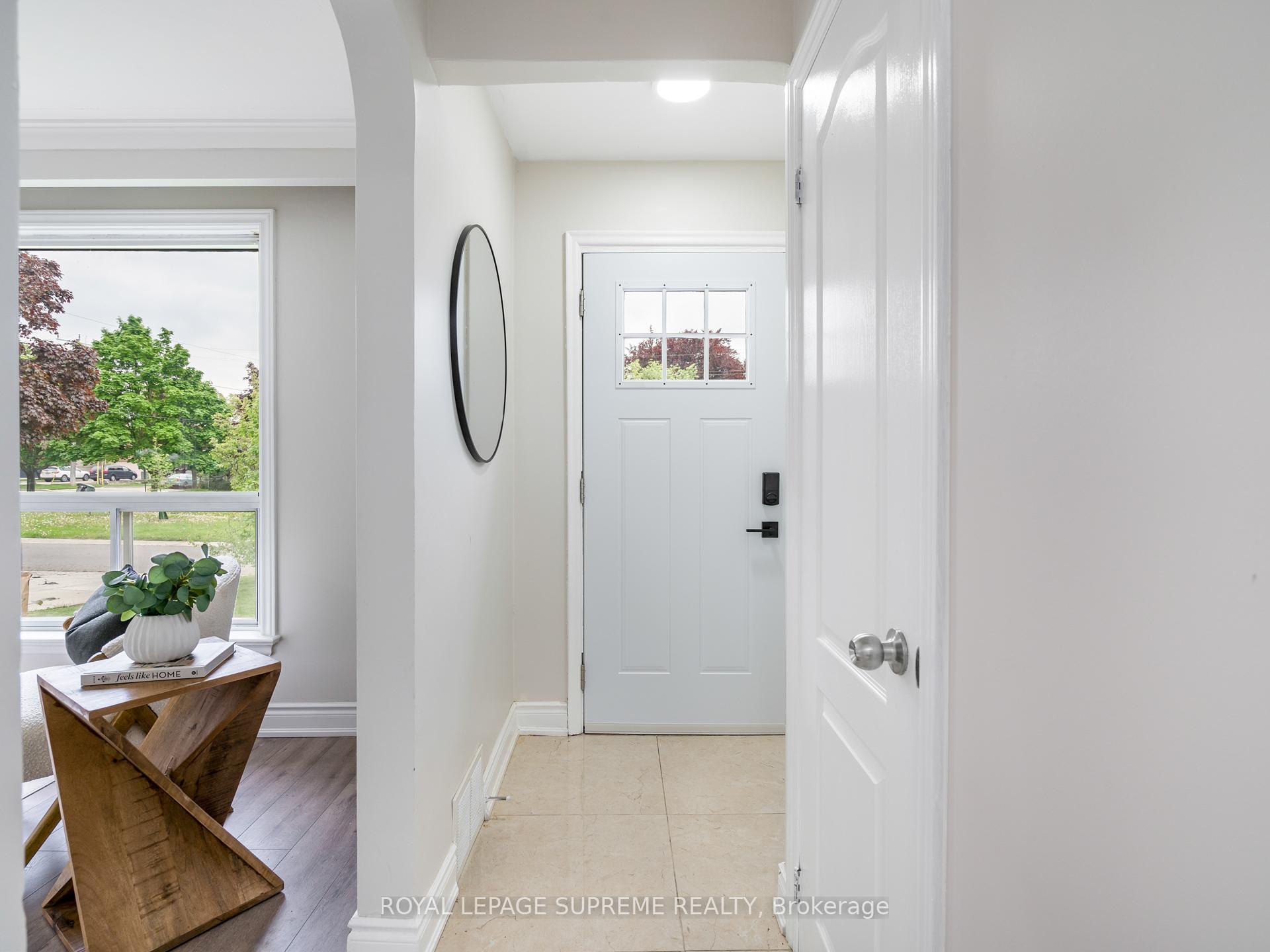 40 Cartwright Avenue