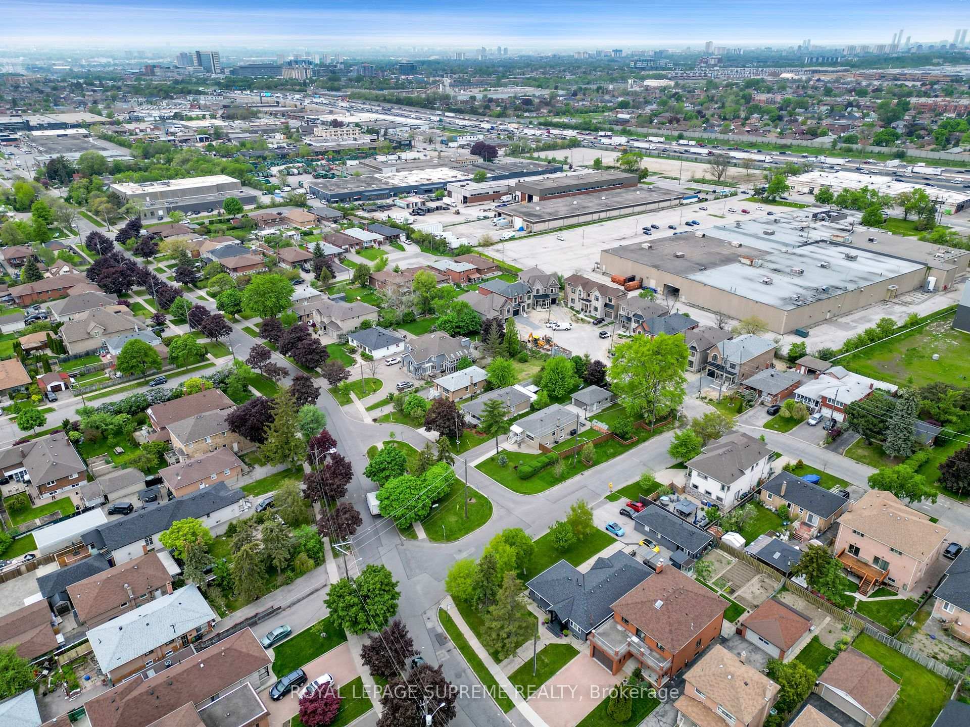 40 Cartwright Avenue