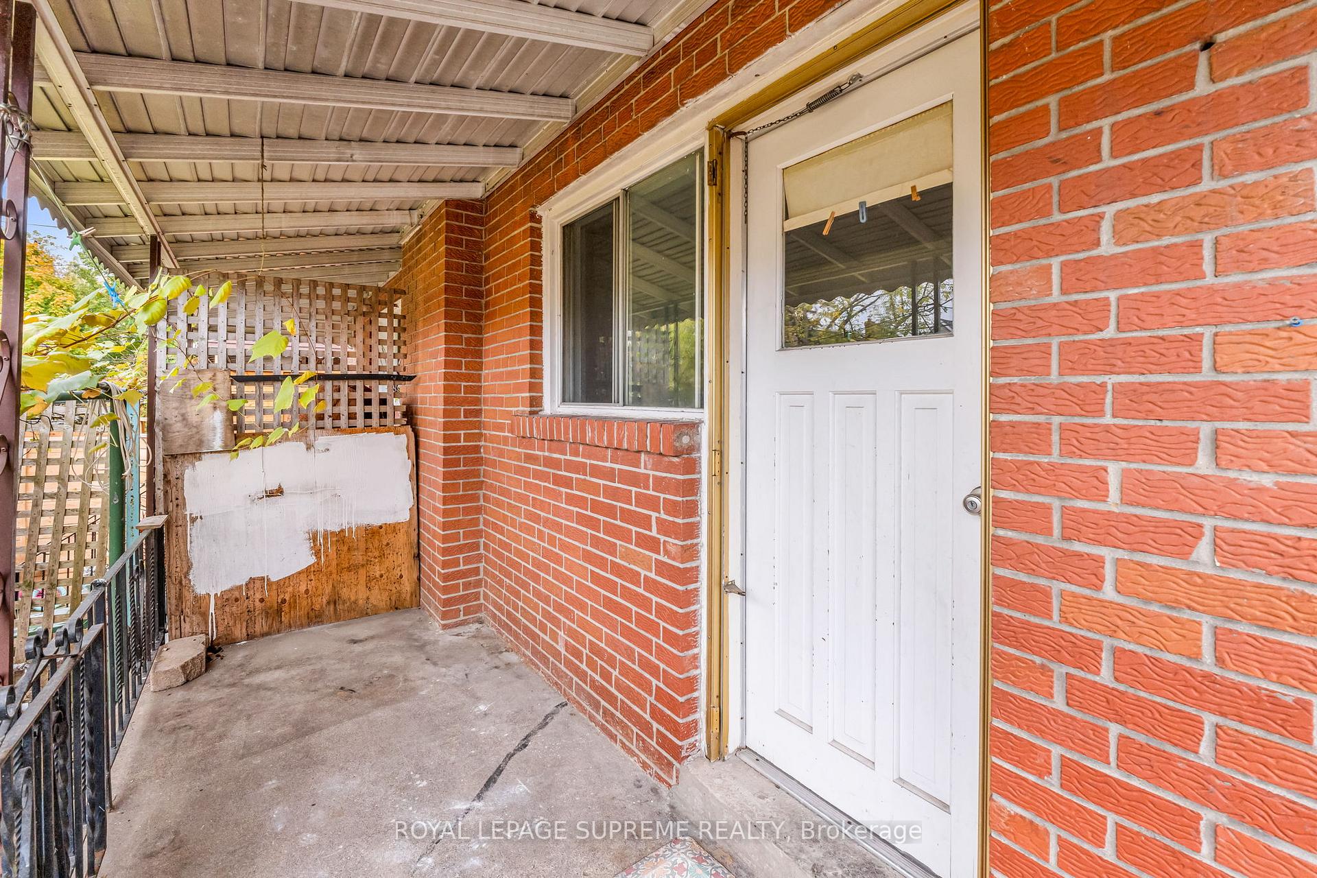 579A Delaware Avenue