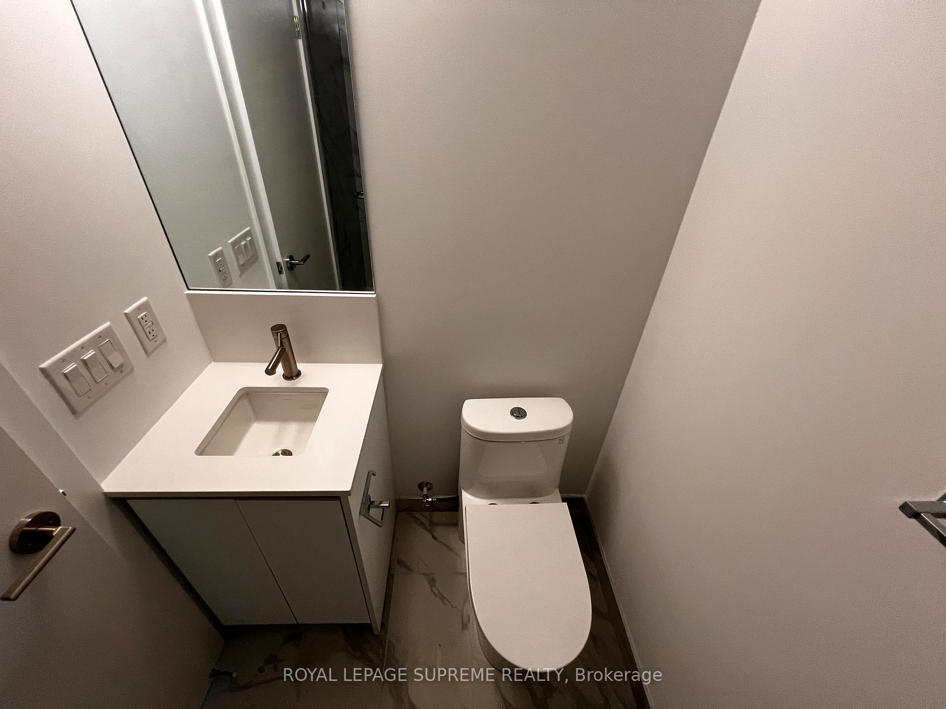 1100 Sheppard Avenue W LPH15