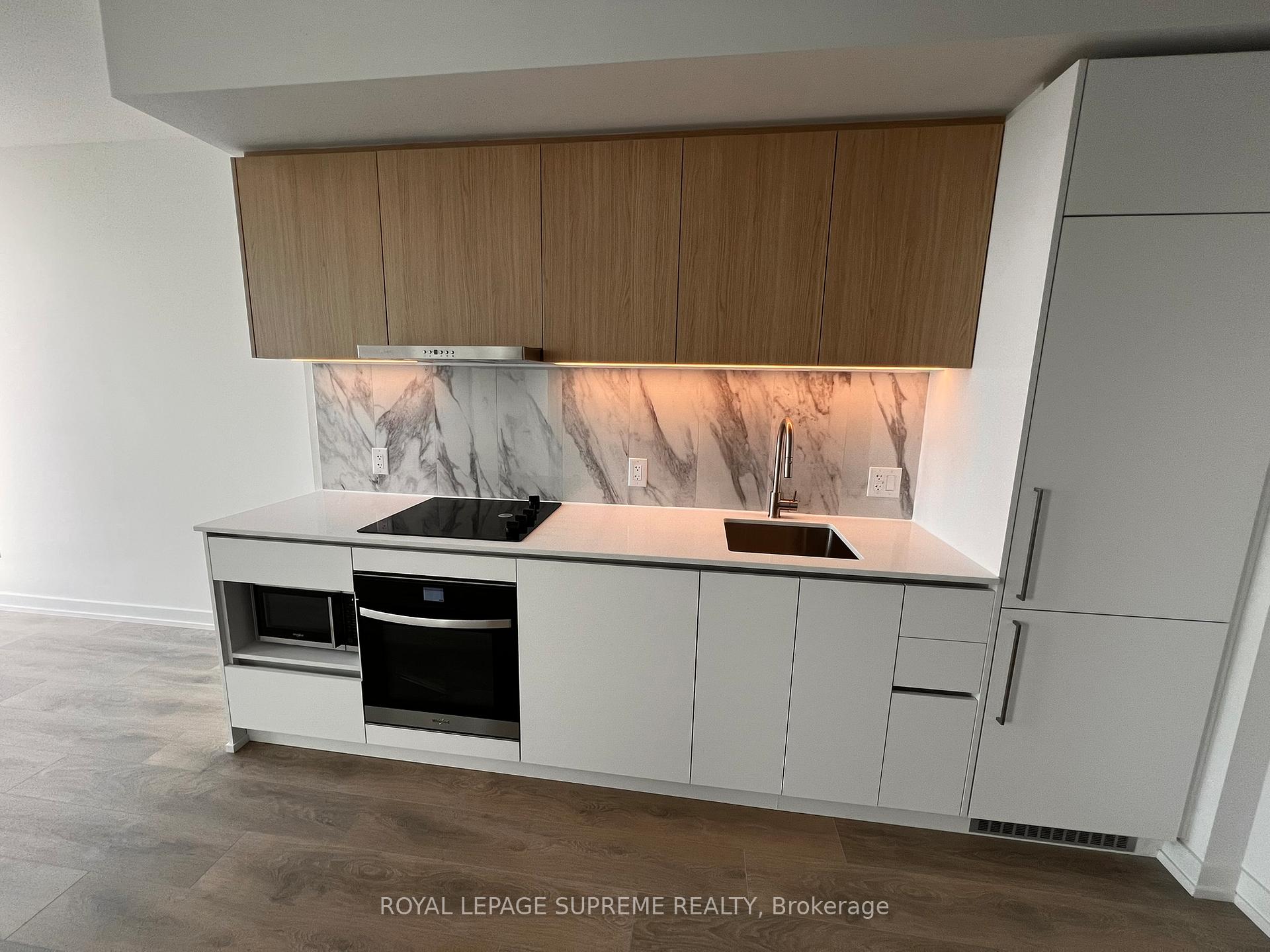 1100 Sheppard Avenue W LPH15