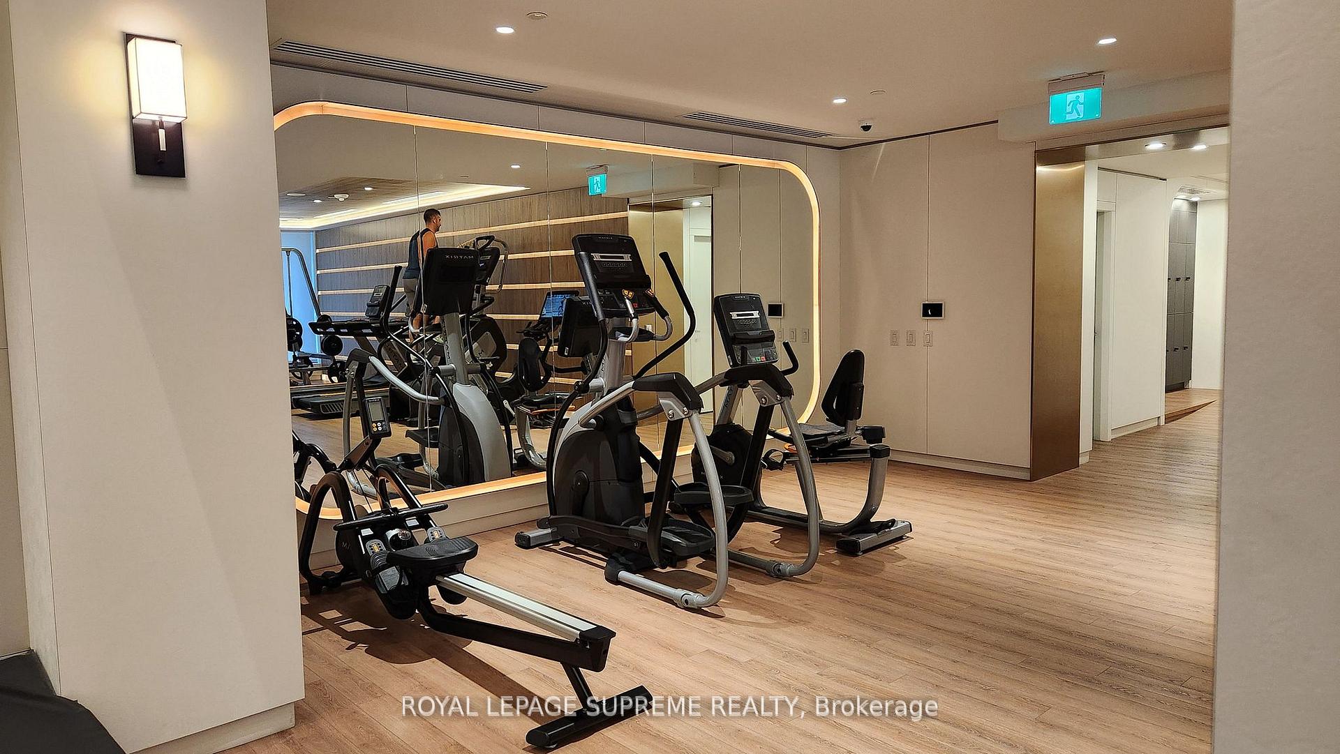 1100 Sheppard Avenue W LPH15