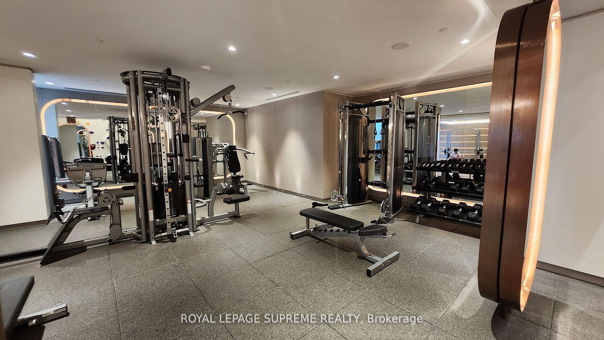 1100 Sheppard Avenue W LPH15