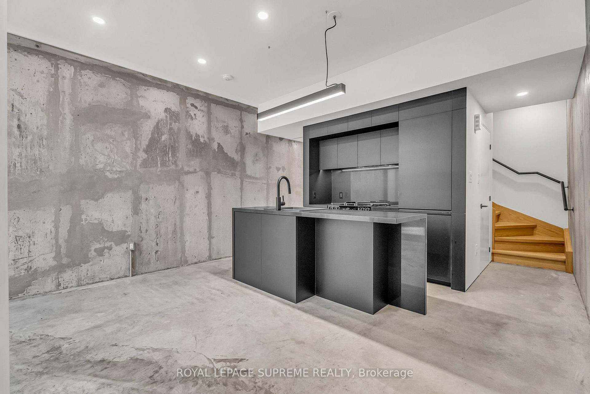 101 Bernice Crescent 1