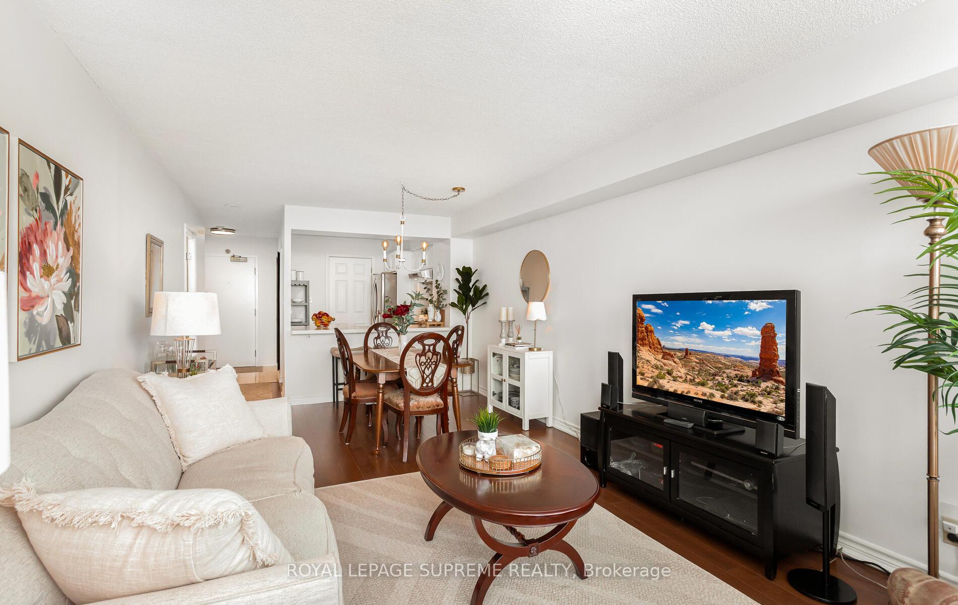 1 Aberfoyle Crescent 1007