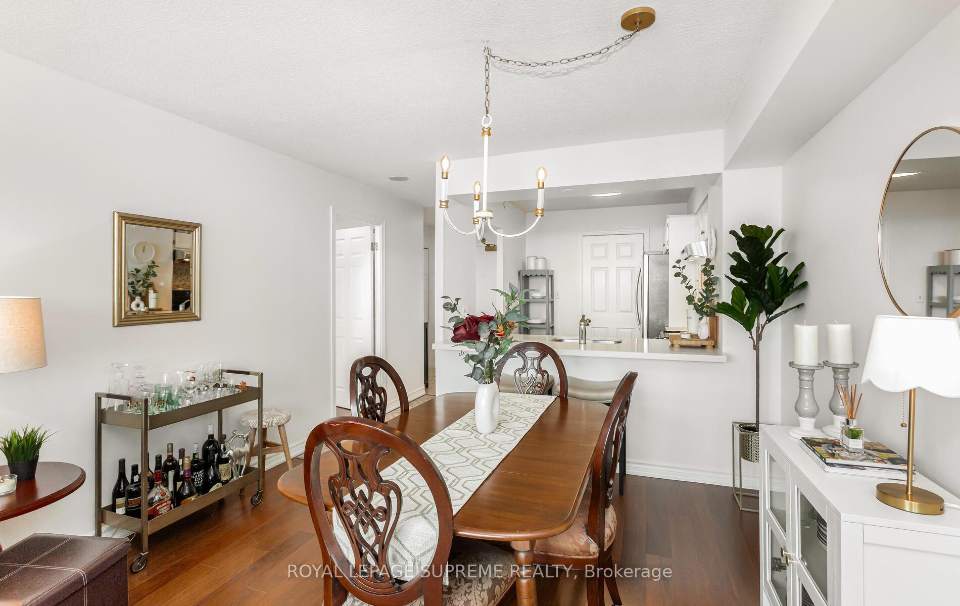 1 Aberfoyle Crescent 1007