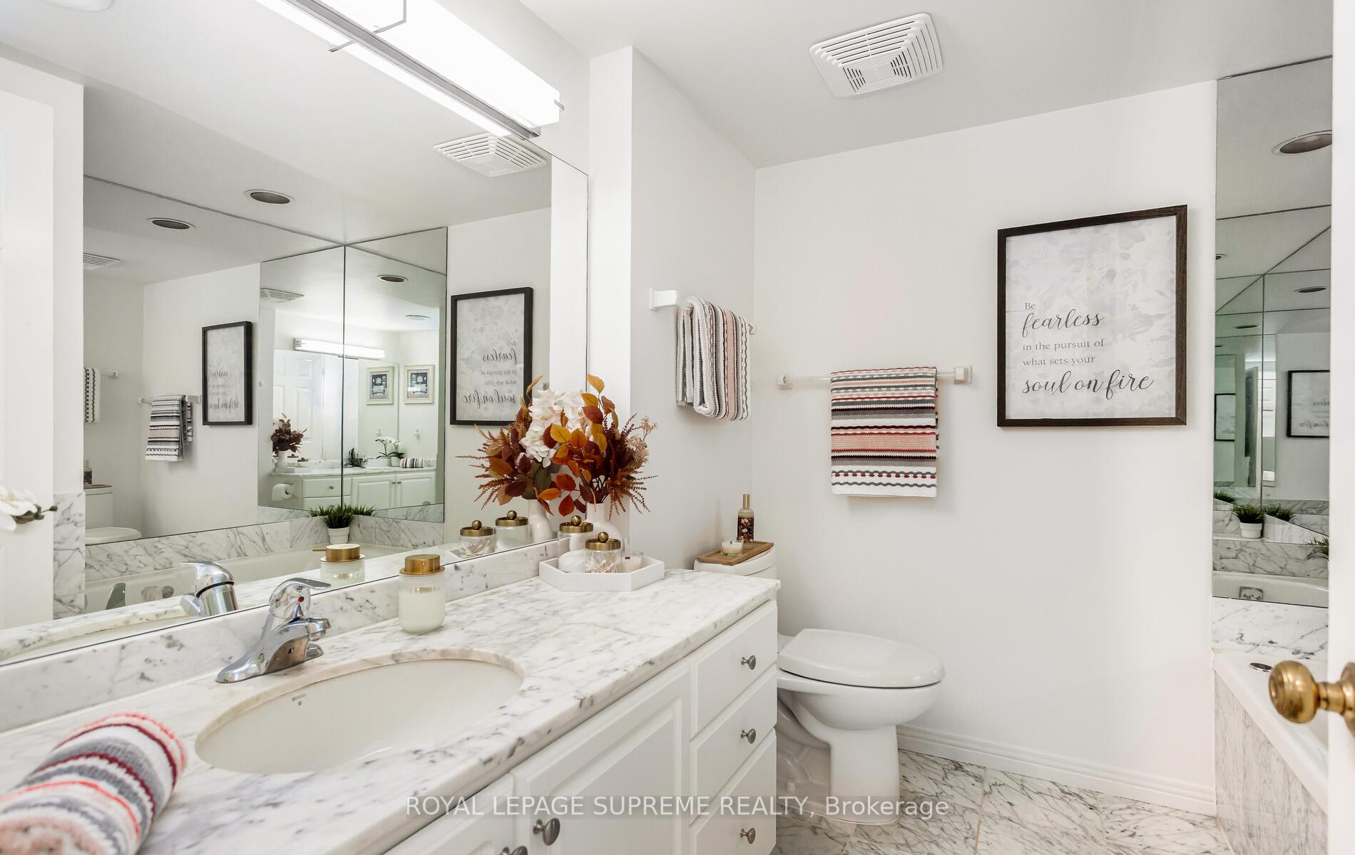 1 Aberfoyle Crescent 1007