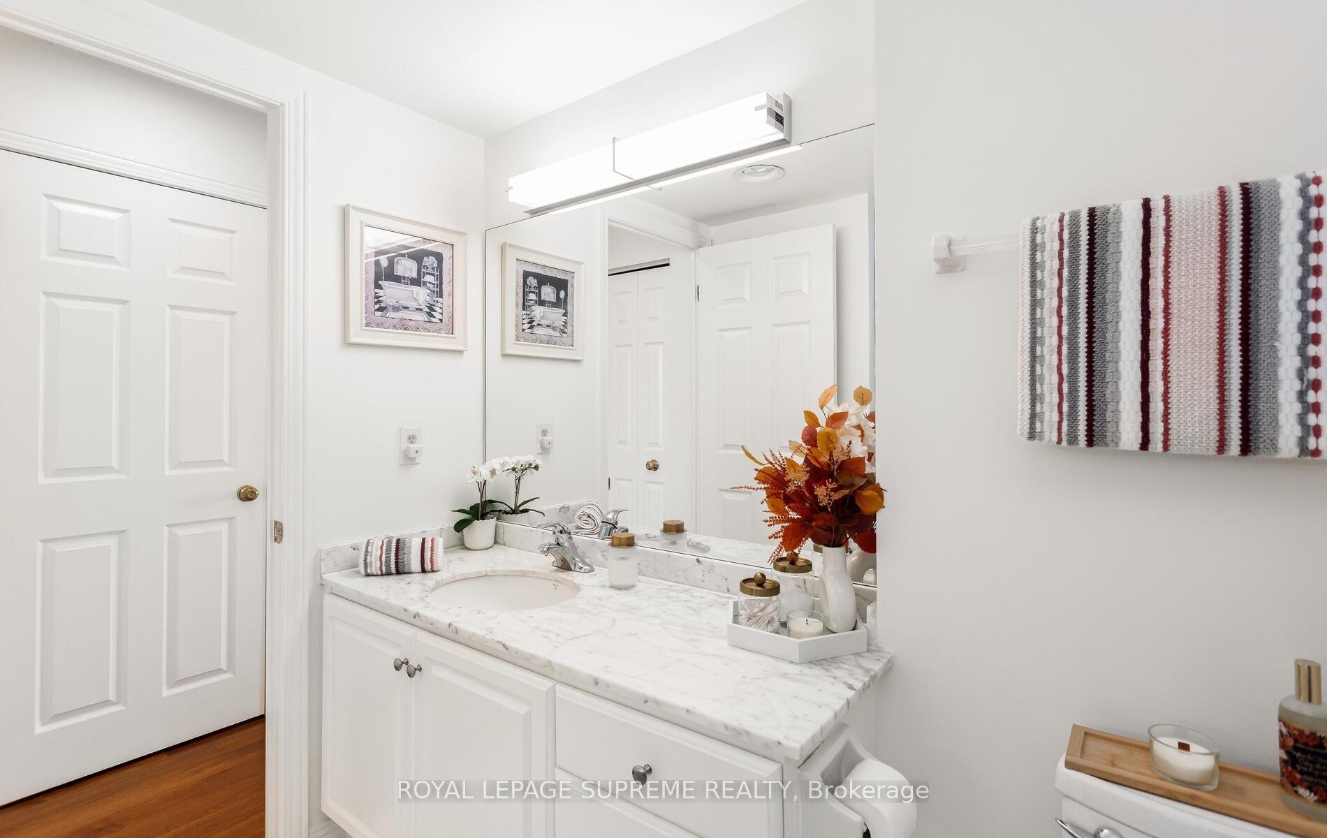 1 Aberfoyle Crescent 1007