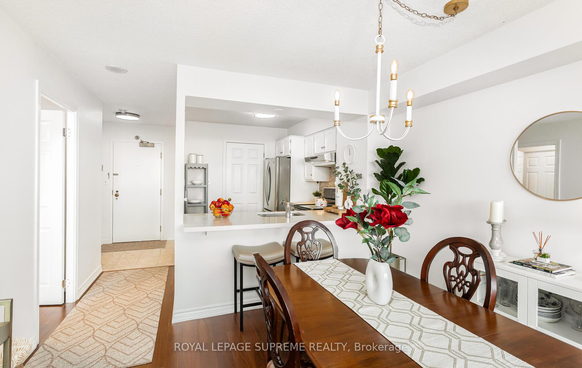 1 Aberfoyle Crescent 1007