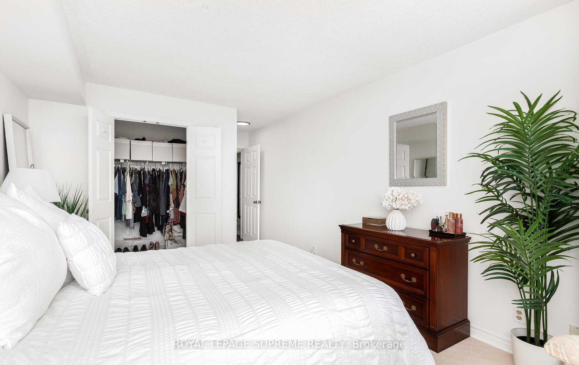 1 Aberfoyle Crescent 1007