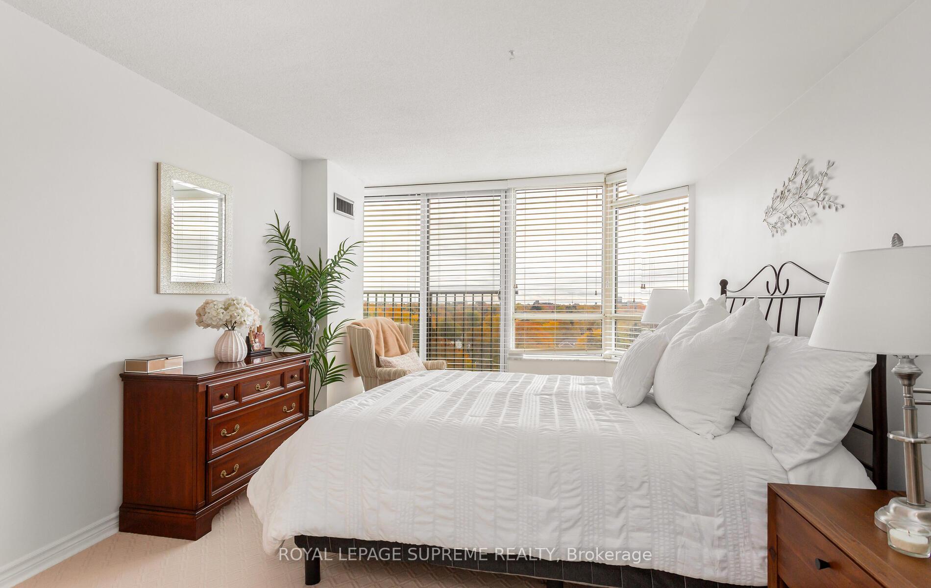 1 Aberfoyle Crescent 1007