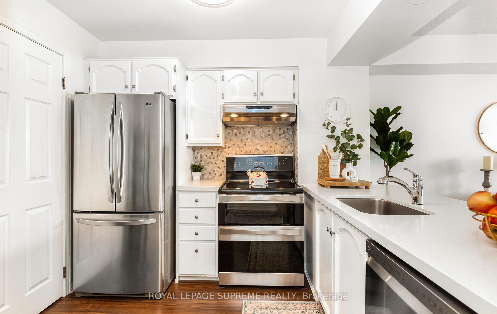 1 Aberfoyle Crescent 1007