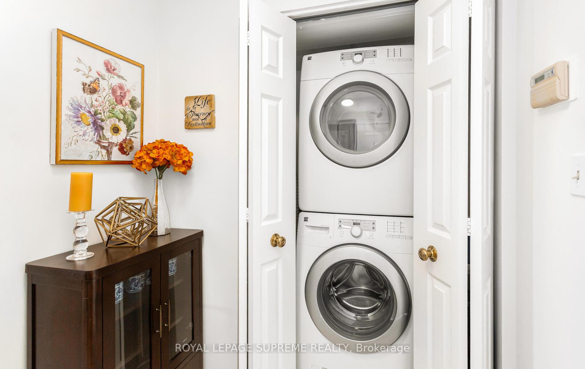 1 Aberfoyle Crescent 1007