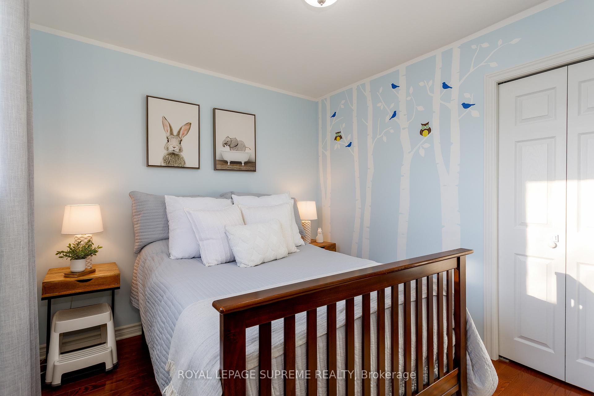 7158 Ridgeland Crescent