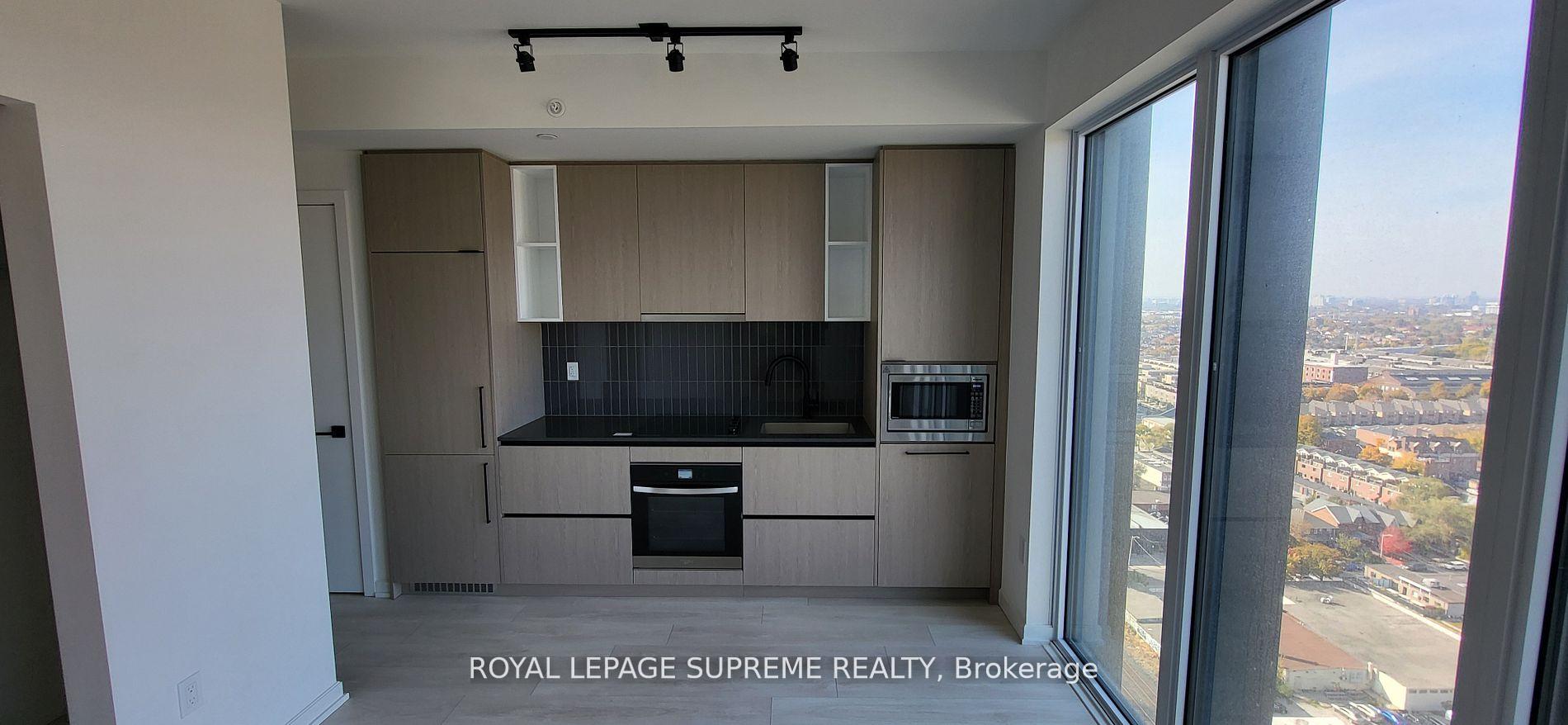 1285 Dupont Street N 2108