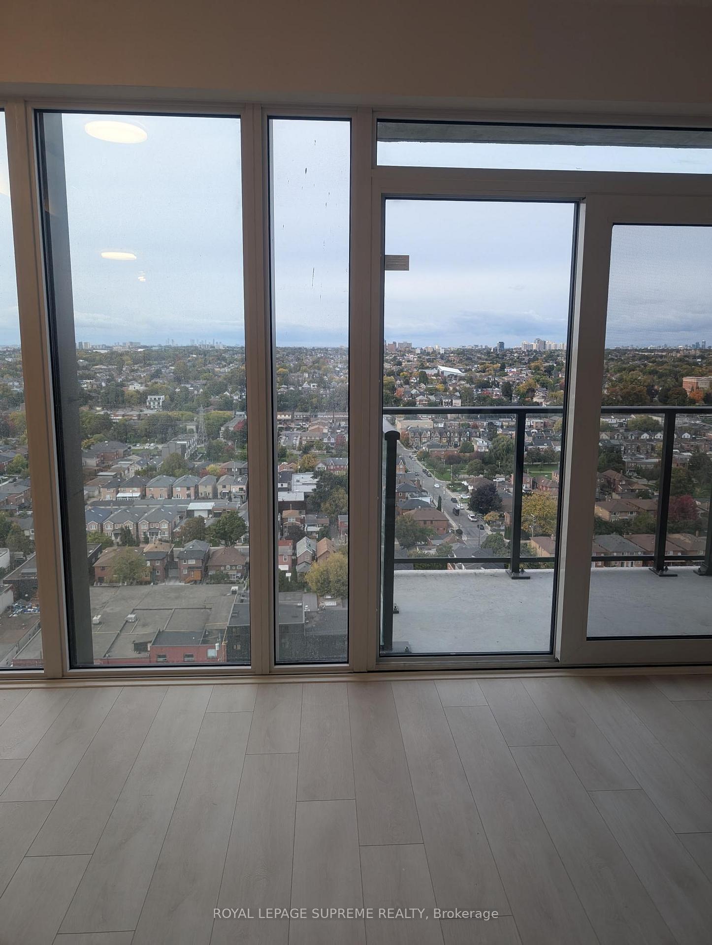 1285 Dupont Street N 2108