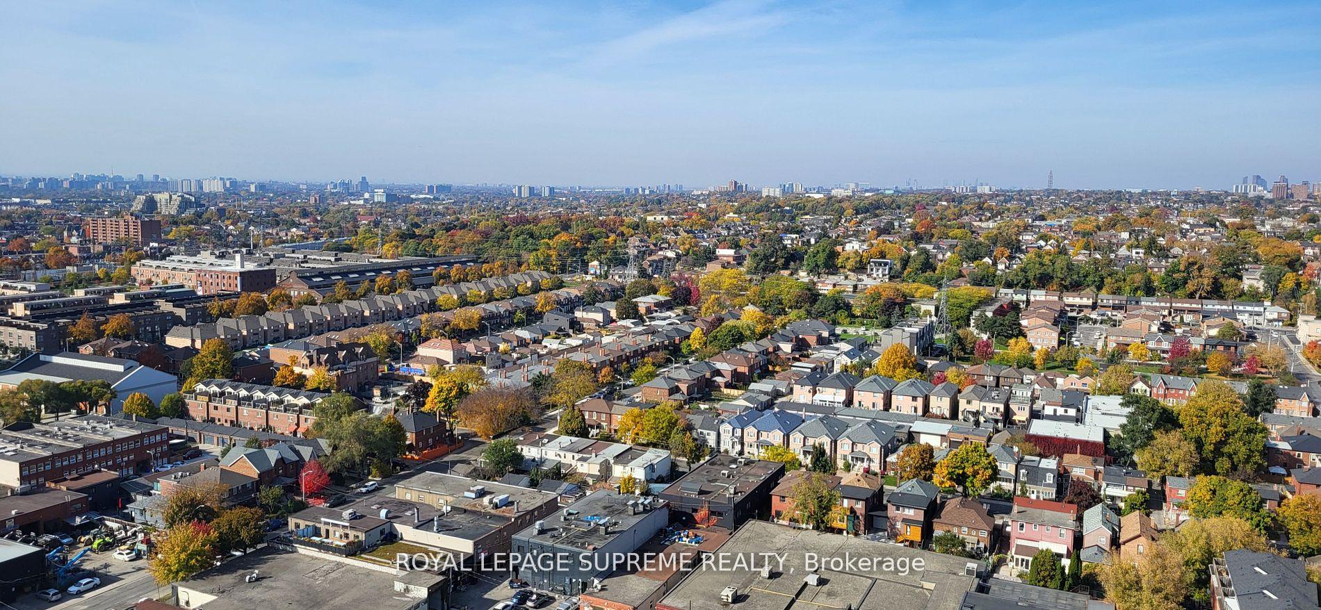 1285 Dupont Street N 2108