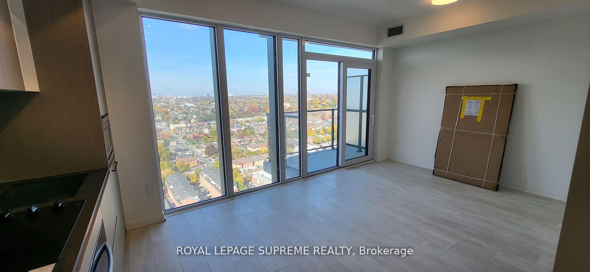 1285 Dupont Street N 2108