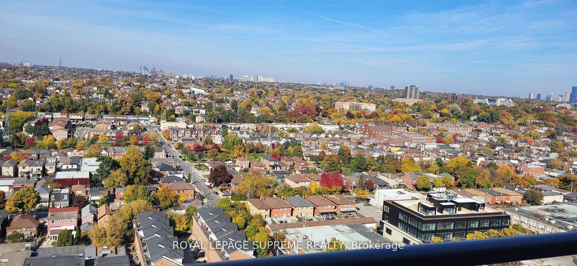 1285 Dupont Street N 2108