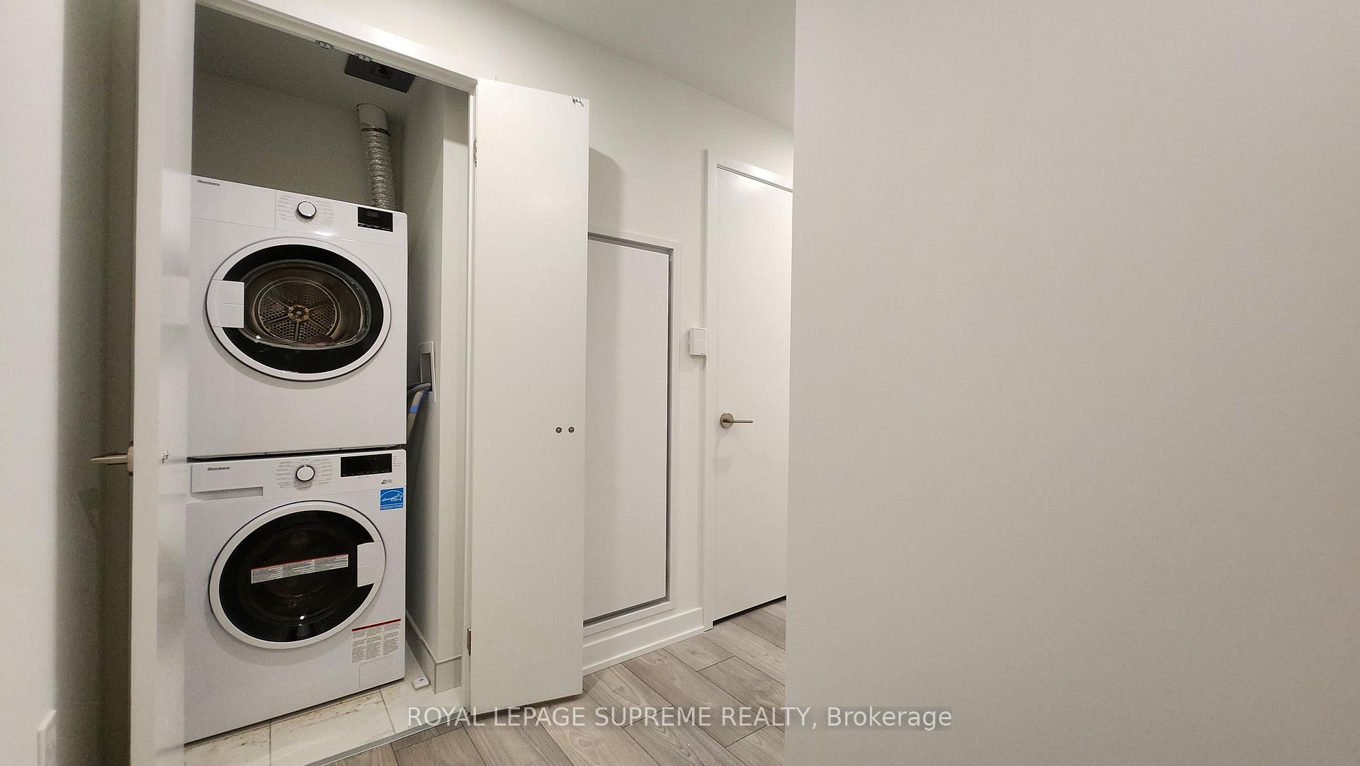 1 Fairview Road E 418